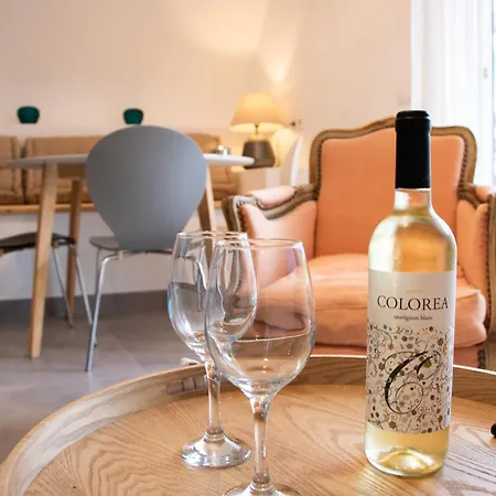 Colmena 69 - Center - Swimming Pool *