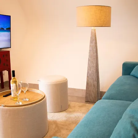 Colmena 69 - Center - Swimming Pool Apartment *